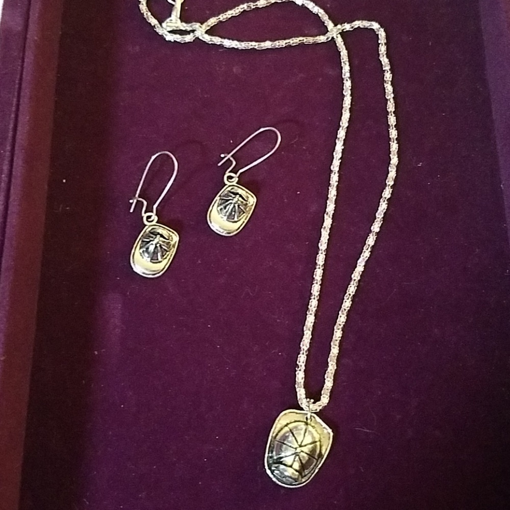 Fireman Hat Earrings & Necklace Set 16"
